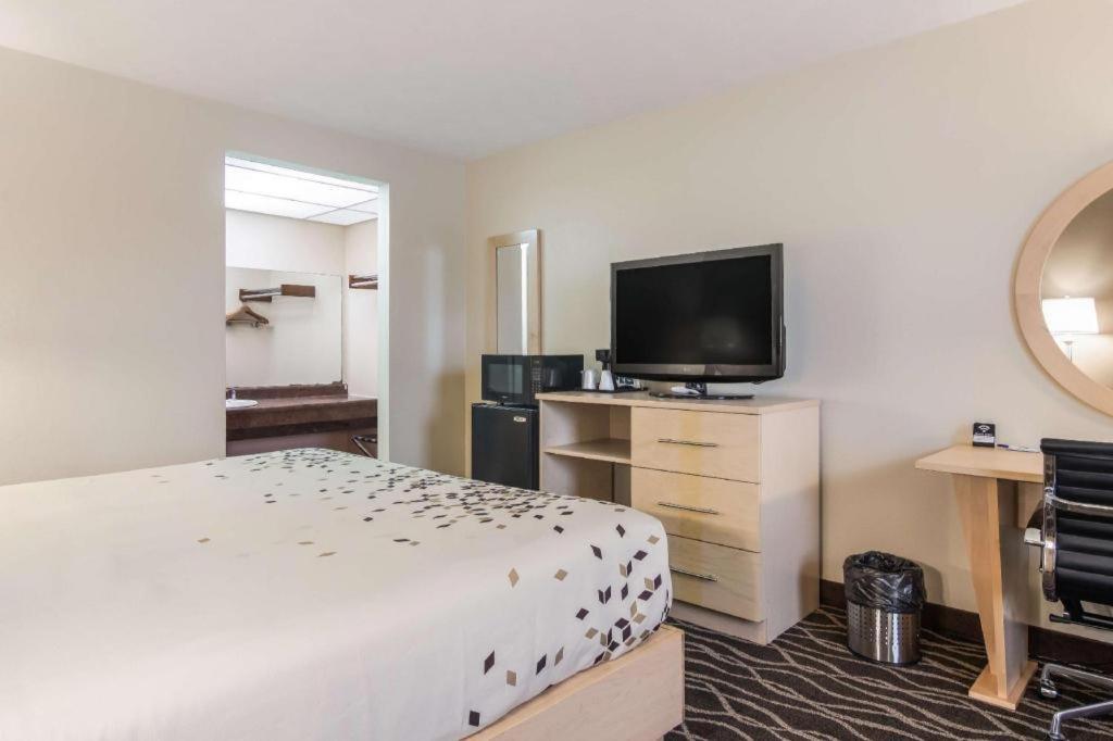 Americas Best Value Inn Alliance Extérieur photo