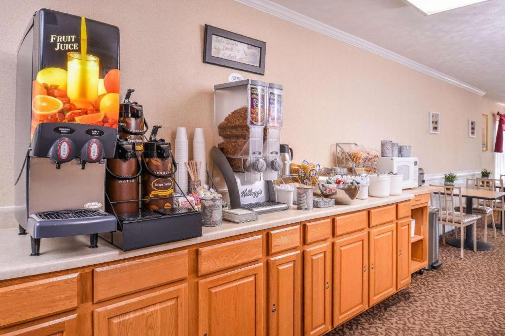 Americas Best Value Inn Alliance Extérieur photo